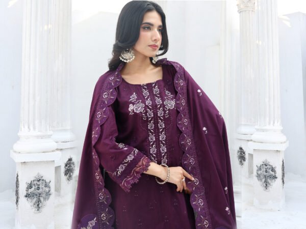 IMG_9889.jpg Plum Royale Unstitched Embroidered Lawn Suit